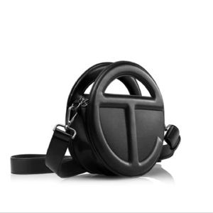 🎉 Brand new in box, unused Telfar Round Circle Bag